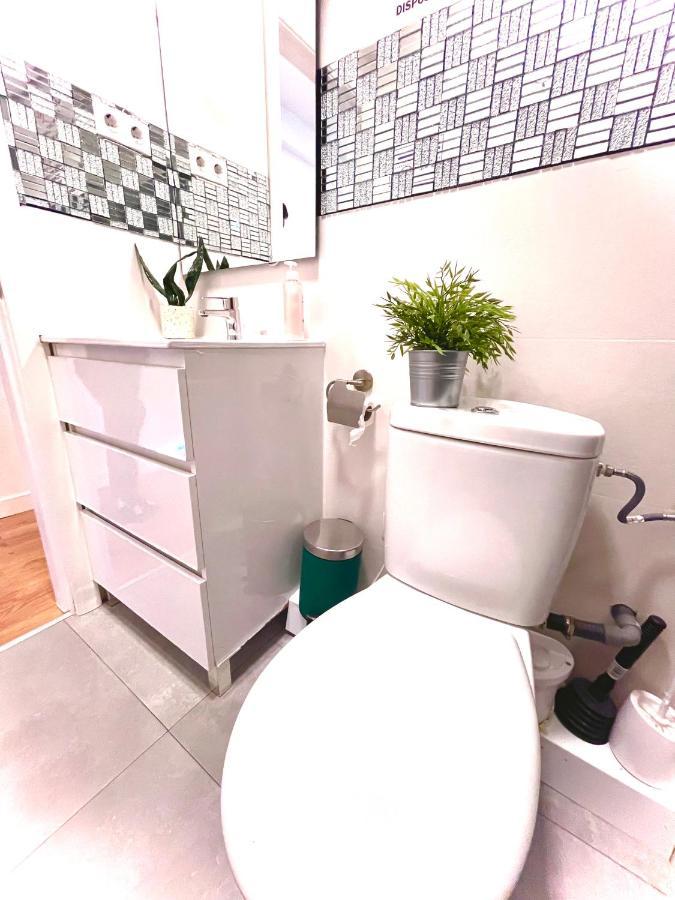 Apartamento Delux Madrid Bagian luar foto