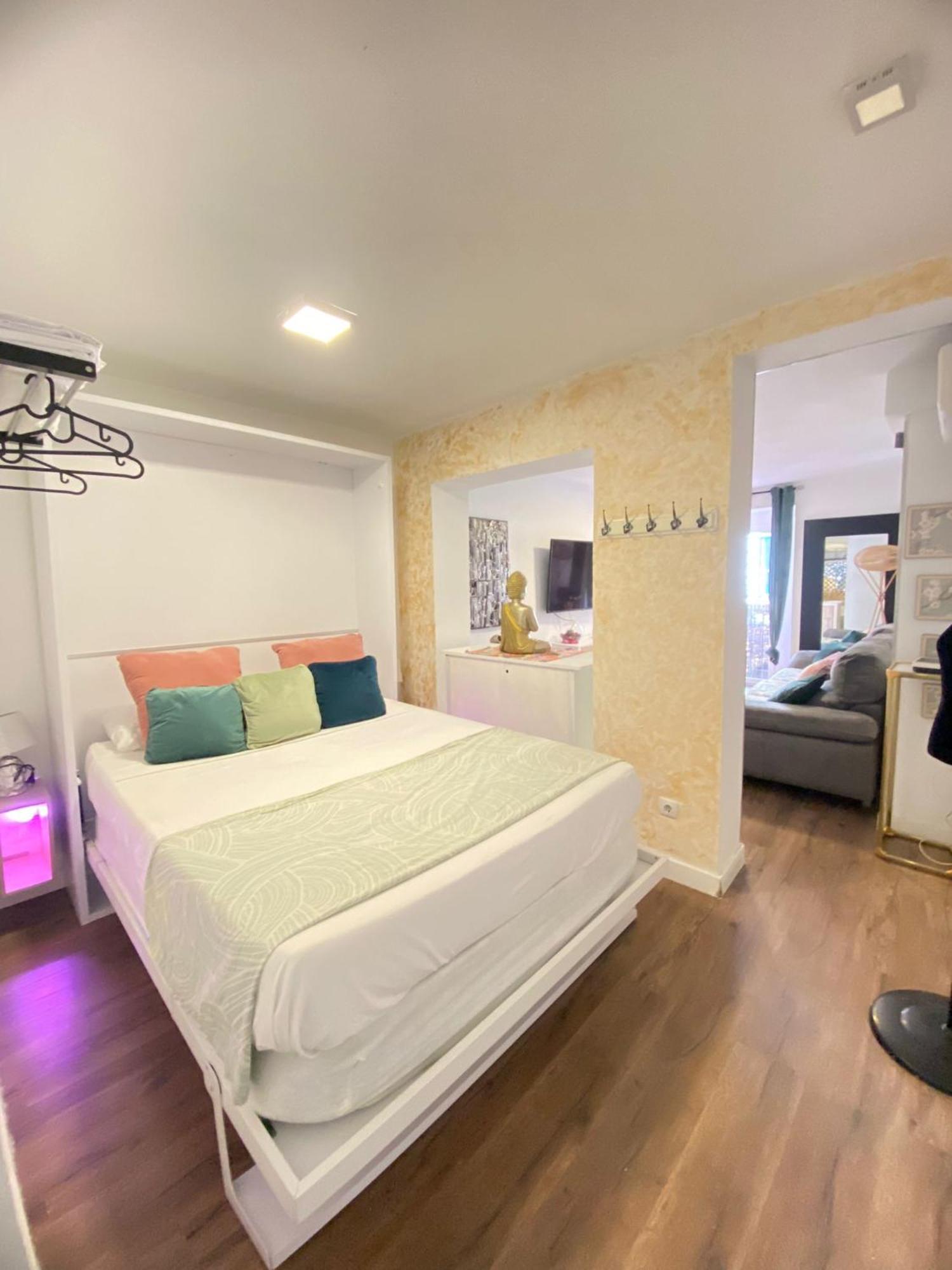 Apartamento Delux Madrid Bagian luar foto