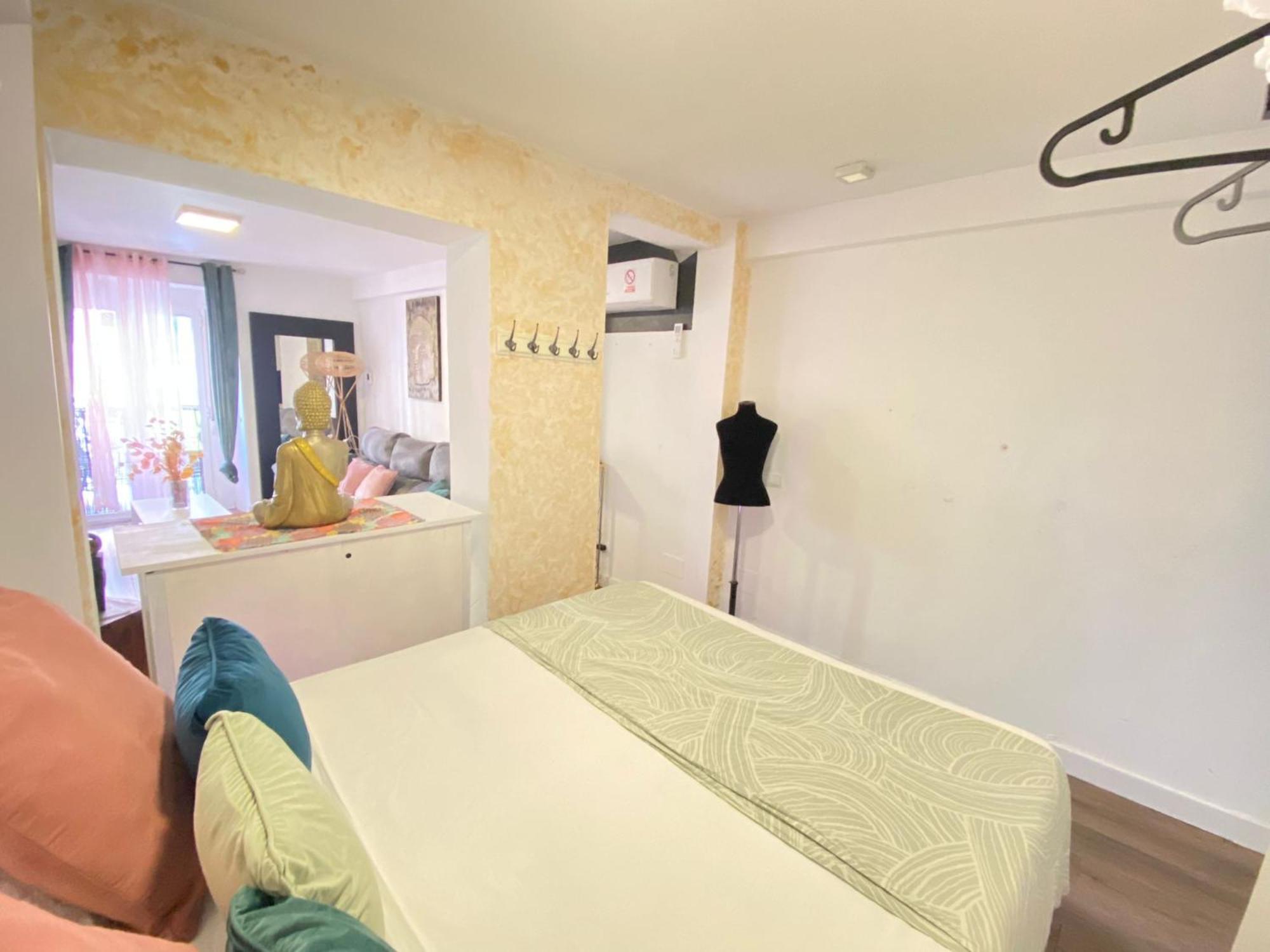 Apartamento Delux Madrid Bagian luar foto
